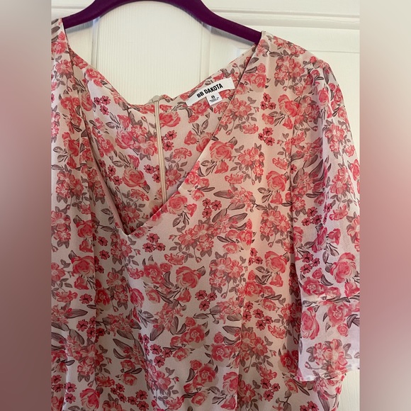 BB Dakota PICKING ROSES ROMPER - Picture 5 of 5